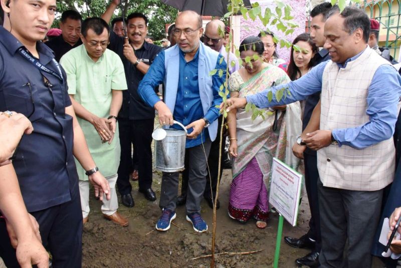 World Environment Day :: Ban On Plastics In The State Soon: CM