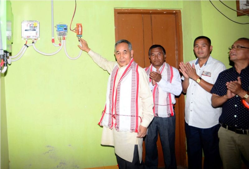 Deputy Chief Minister Inaugurates 8th solar power plant in Uripok assembly constituency