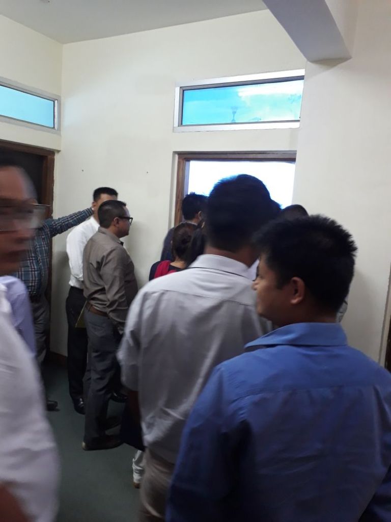 MSPDCL staffs gets no pay for 4 months , throng to the ED office