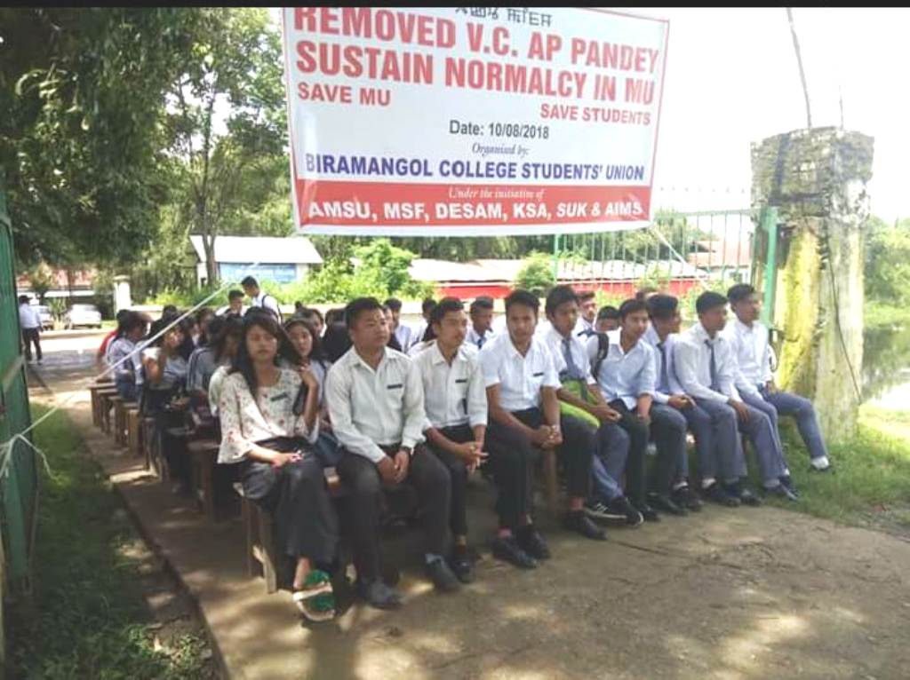 Students of various Colleges stage protest demanding removal of VC AP Pandey