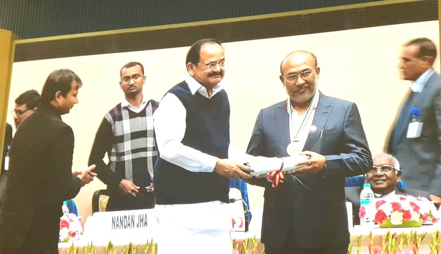 Chief Minister  Biren Singh conferred 'Champions of Change 2018' award