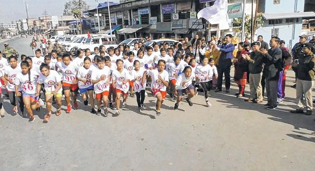 Cross country race for girls organised