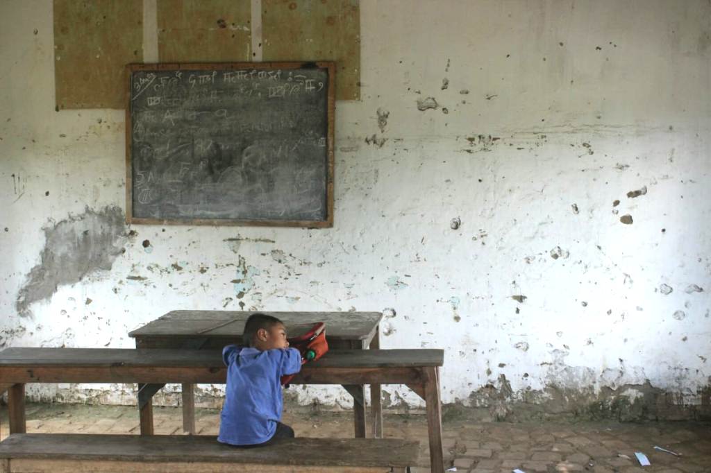  Manipur tops enrolment in private schools :  Govt Schools infrastructures 'a flop show' 