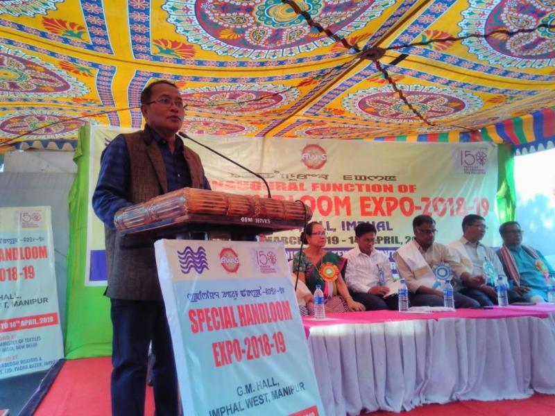 Special Handloom Expo begins at GM Hall, Imphal