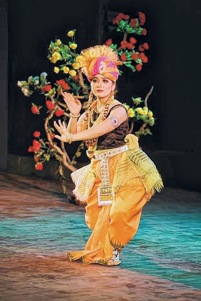 Classical Manipuri solo dance artists enthral audience