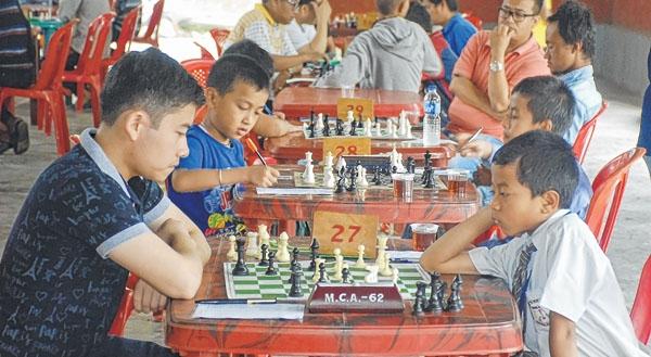 Ramnarayan Memorial Chess : Chakritombi, Somokanta extend winning streak to intensify title campaign