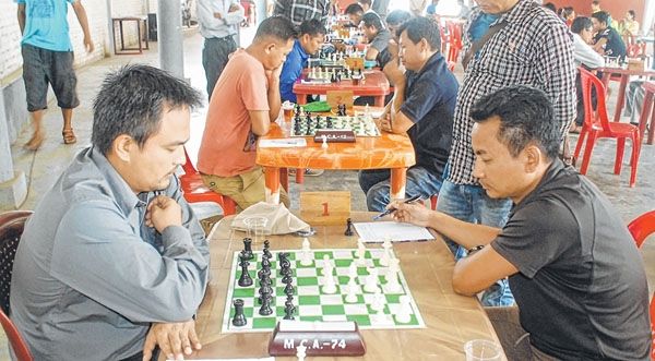 Ramnarayam Shastree Chess : E Shashi rises on top as Somorendro share spoils with Apollosana