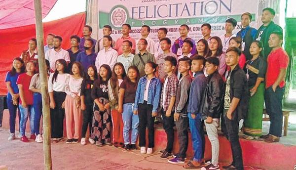 KSO, AMSU Khangabok felicitate meritorious students