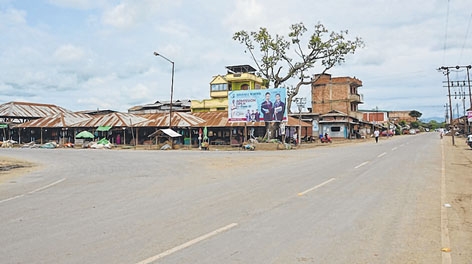 48 hrs bandh affects Kakching on day 1