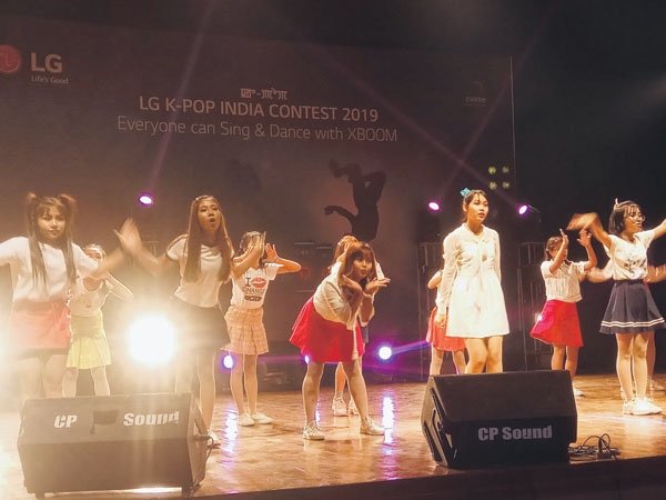 K-pop contest wows many