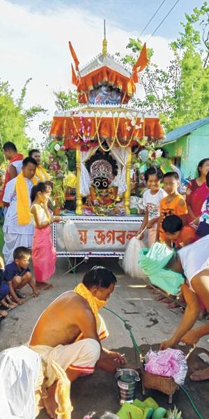 Devotees celebrate Jagannath Rath Yatra