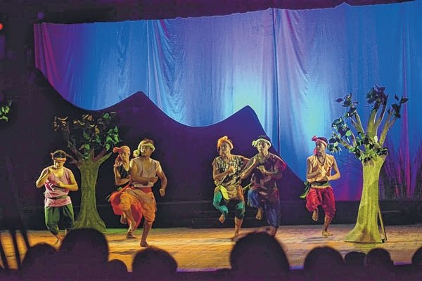 Malem Ima dance-drama spreads message of climate change