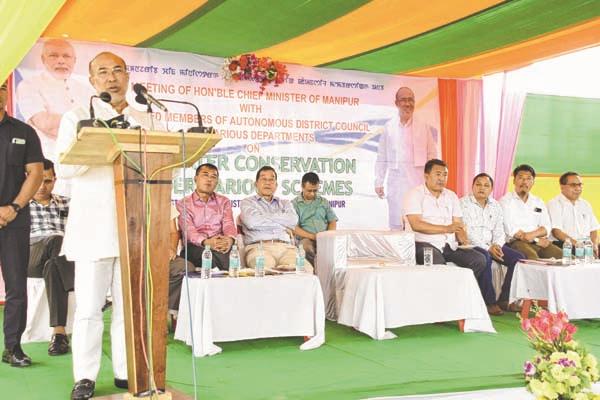 CM urges ADCs to join hands with DCs