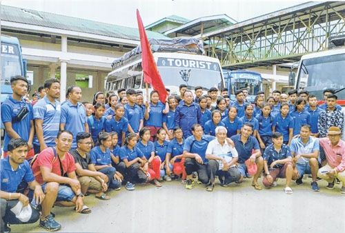 AMCKA flags off State Canoeing and Kayaking team