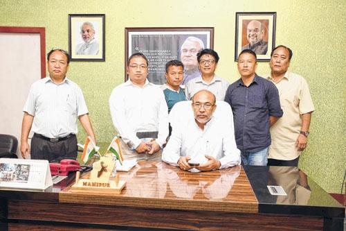 Hill journalists call on CM