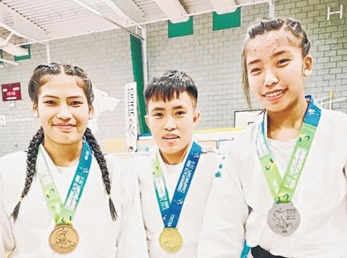  Commonwealth Judo Championship : Likmabam Sushila Devi wins gold; Moirangthem  Bidyashori, Takhellambam Inunganbi earn silver and bronze  