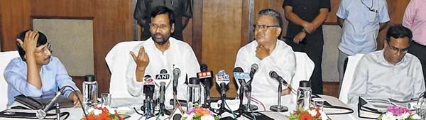 Ram Vilas promises full fledged FCI regional office