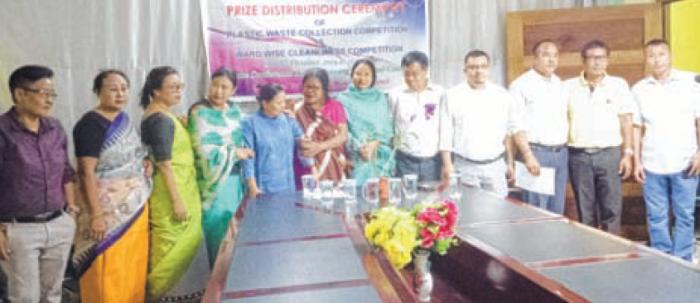 Prizes distributed to winners of plastic waste collection competition