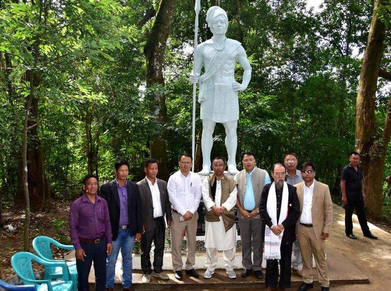 Minister Jayantakumar Unveiled Statue of Kharam Maichou Thadoi