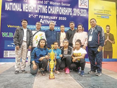 Senior National Weightlifting: State women's finish Inter State team runners up