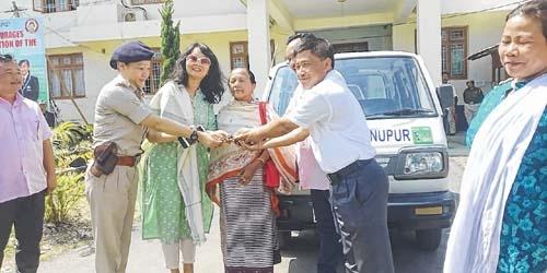 Bishnupur DC, SP hand over van to Childline Bishnupur