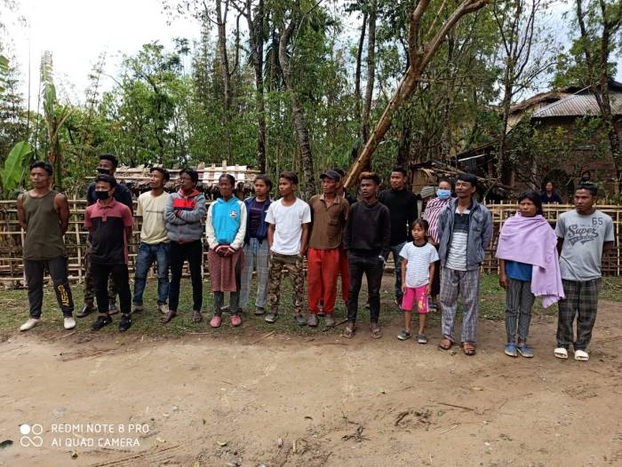Borobekra Police intercepted 16 people who entered Jiribam District