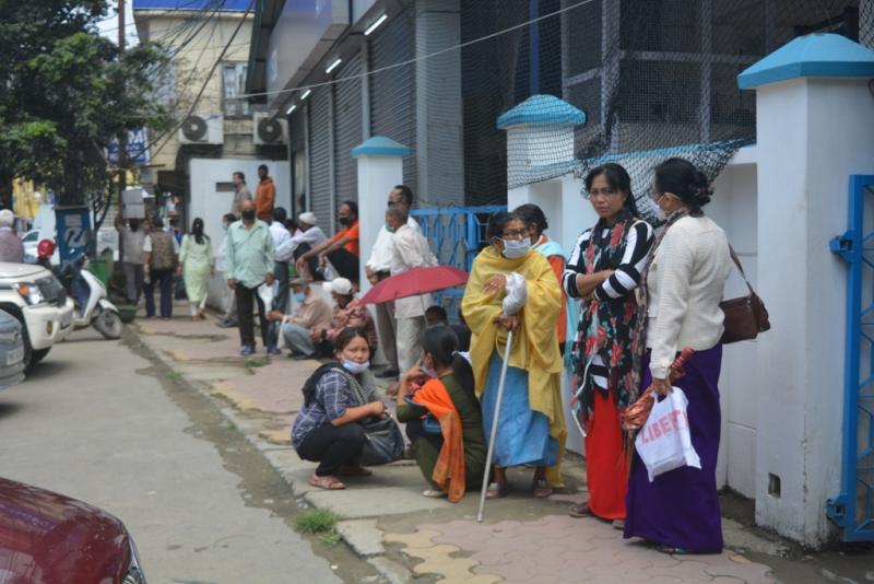 Aged people forced to stand outside bank for cash withdrawal