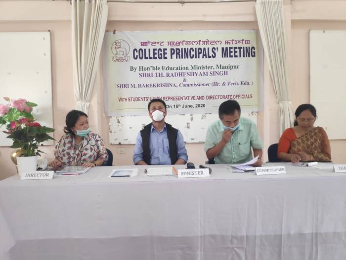 Education Minister chairs meeting with college principals'