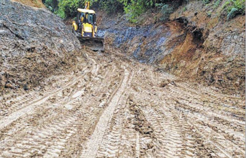 Ukhrul MLA restores PMGSY road from Shirui to Mapum