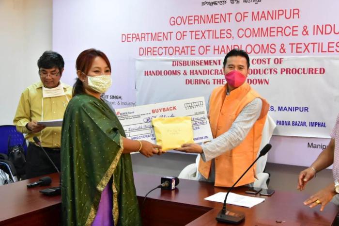 Govt support for weavers and artisans