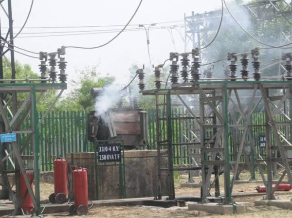 Power transformer blown, delayed action peeved residents