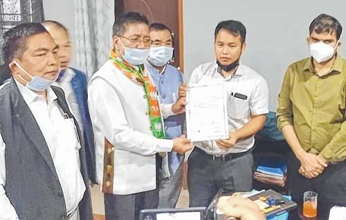 Singngat goes to BJP as GS Haupu declared elected