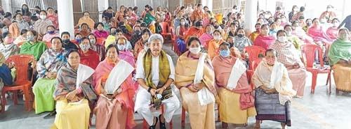 Nishikant Singh honours 300 women on Intl Women's Day