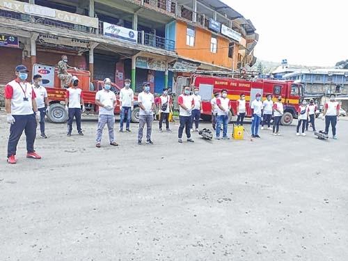 Youth Brigade IRCS, Senapati sanitizes Senapati town