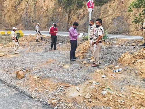 Kpi police inspect 'road accident spots' on NH-2 & NH-37