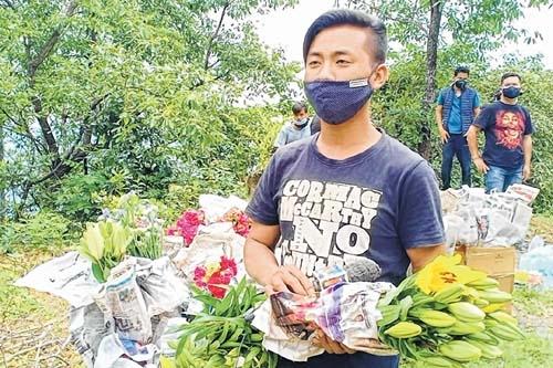 MOMA buys 10,000 cut flowers from Purul floriculturists