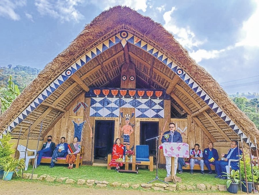 N Kayisii inaugurates Zeliangrong Morung at Makuilongdi village