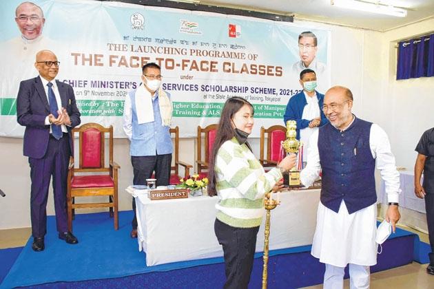 Chief Minister launches face to face classes under CMCS