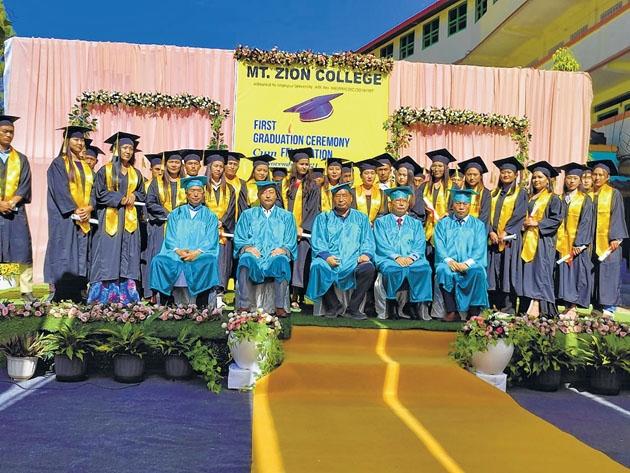 Mt Zion College organises graduation ceremony / felicitation