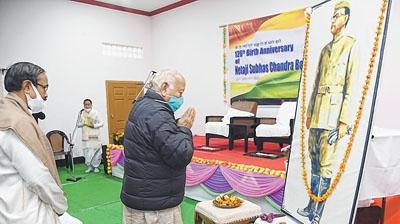 Mohan Bhagwat leads in paying homage to Netaji