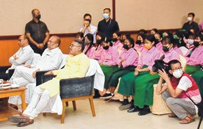 CM warms up to students with Pariksha Pe Charcha