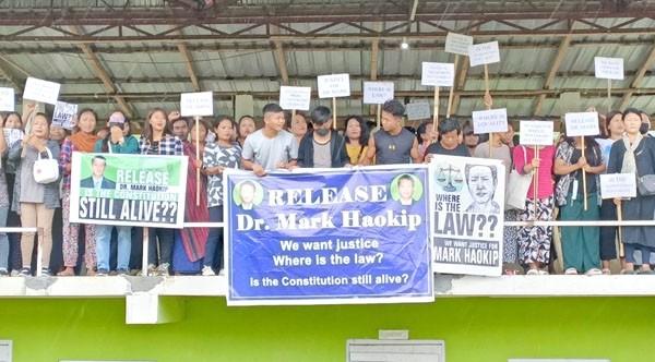 CCpur, KPI erupt in protest against arrest of Mark