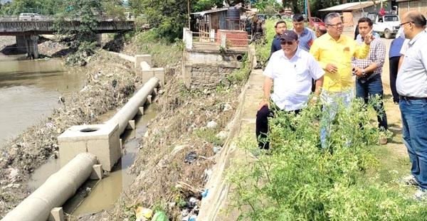 WRD Minister inspects river banks