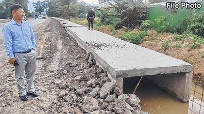 State bans highway drain work