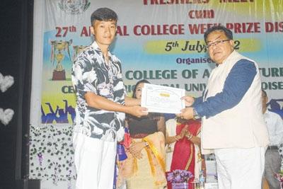 Freshers' Meet / prize distribution programme of College of Agriculture held