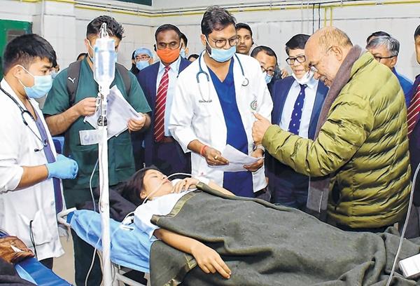 CM personally visits injured at hospitals