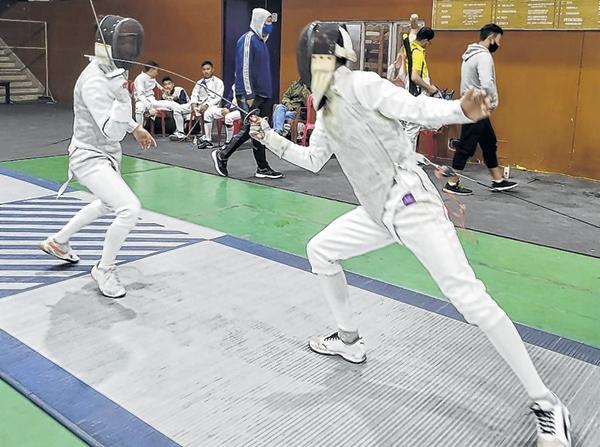 18th Governor's Cup Fencing C'shipS Hemash wins cadet boys foil gold