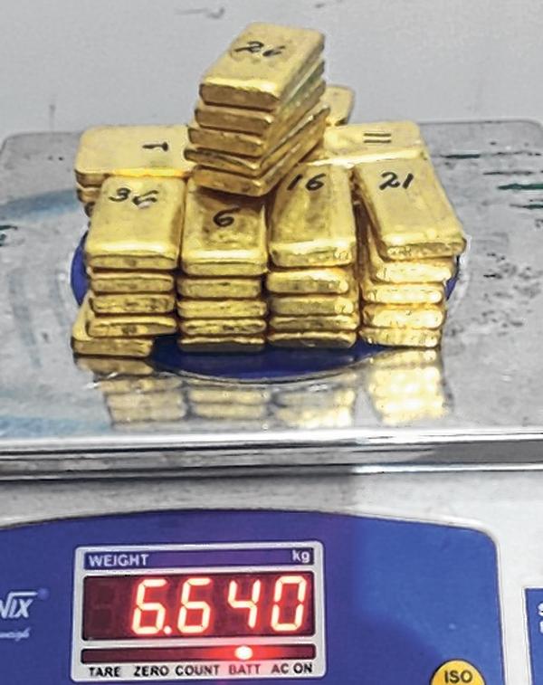 Gold biscuits worth over Rs 3 Cr seized
