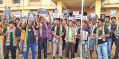 Tengnoupal Congress Committee stages protest