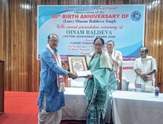 Yengkhom Roma conferred lifetime achievement award